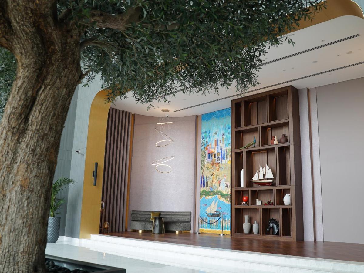 Movenpick Jumeirah Village Triangle Dubai Exterior foto The interior of the new synagogue